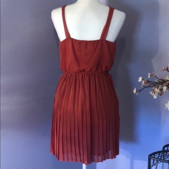 Rust Orange cinched waist dress - Picture 4 of 4